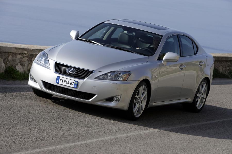  Lexus IS250 2005 года  (фото 16 из 141)